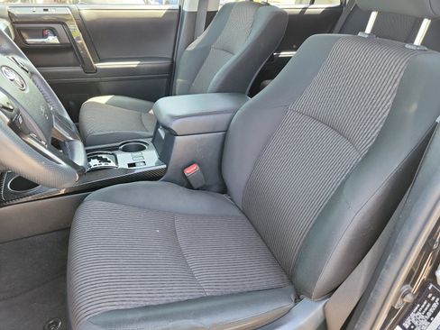 Used 2024 Toyota 4Runner TRD Off-Road image 4