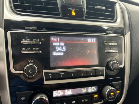 Used 2018 Nissan Altima 2.5 SL FWD image 14