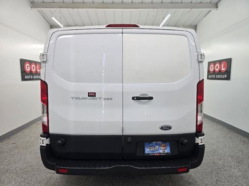 Used 2018 Ford Transit 250 250 Van Low Roof w/Sliding Pas image 7