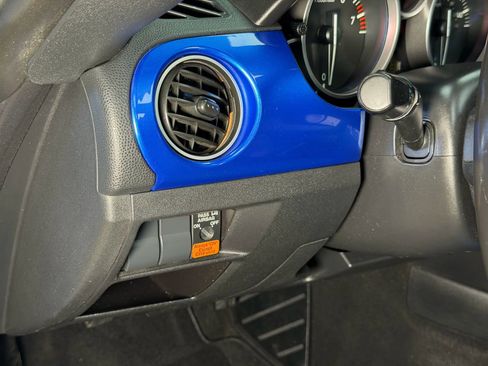 Used 2006 MAZDA MX-5 Miata Sport image 18