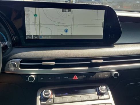 Certified 2024 Hyundai Palisade SEL FWD image 15