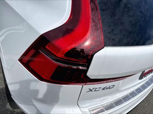 New 2026 Volvo XC60 B5 Core w/ Climate Package AWD/4WD image 25