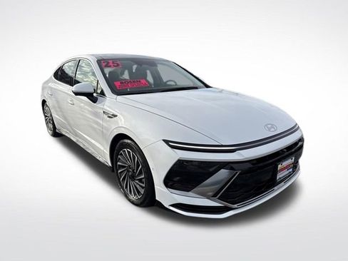 Certified 2025 Hyundai Sonata Limited image 7