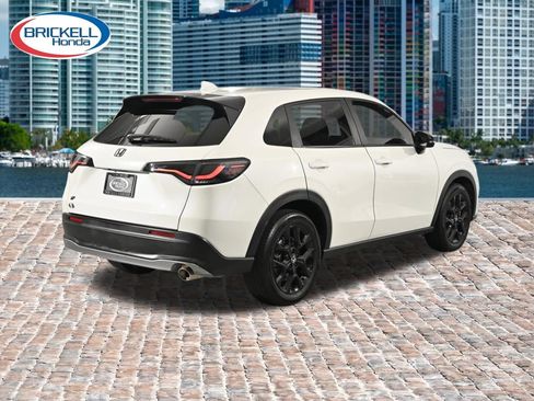 Used 2024 Honda HR-V Sport image 6