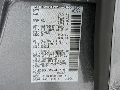 Used 2025 Nissan Frontier PRO-4X w/ Pro Convenience Package image 25