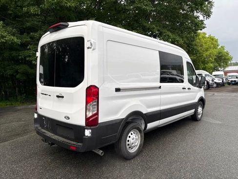New 2026 Ford Transit 150 148 Medium Roof AWD image 17