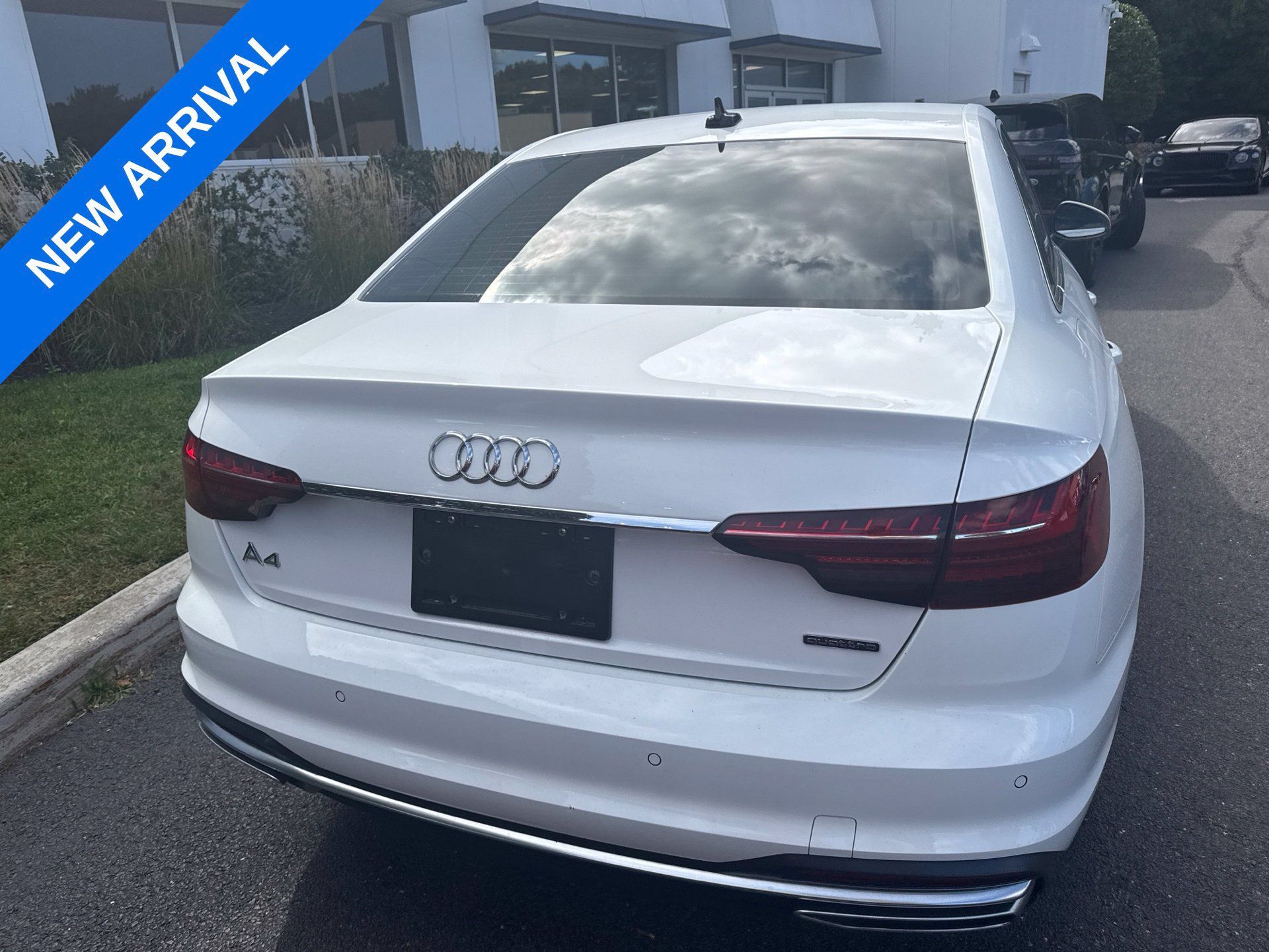 Used 2022 Audi A4 2.0T Premium Plus AWD/4WD image 3