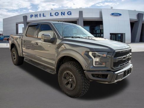 Used 2018 Ford F150 Raptor w/ Equipment Group 802A Luxury AWD/4WD image 8