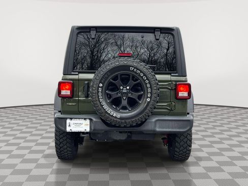 Used 2022 Jeep Wrangler Unlimited Sport AWD/4WD image 6