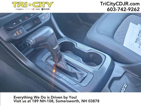 Used 2019 Chevrolet Colorado Z71 w/ Z71 Midnight Edition image 27