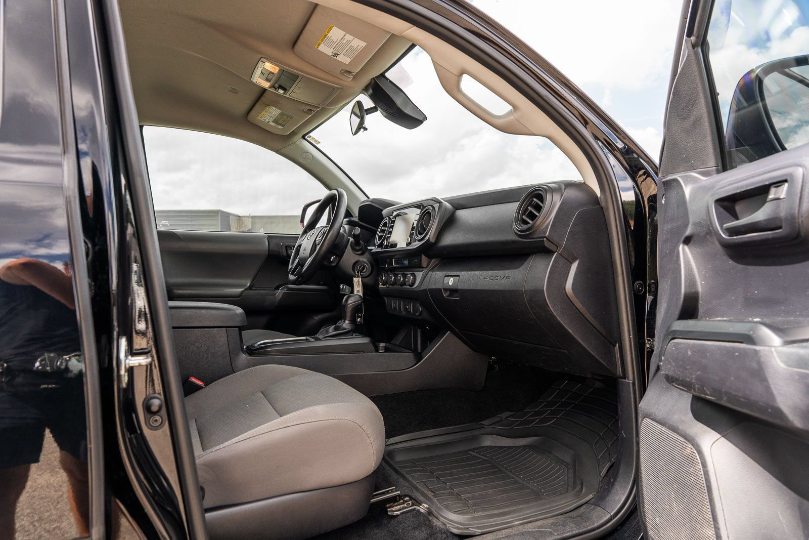 Used 2021 Toyota Tacoma SR AWD/4WD image 11