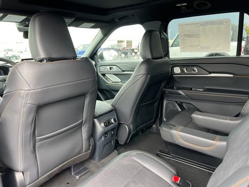New 2026 Ford Explorer Tremor w/ Tremor Ultimate Package AWD/4WD image 39