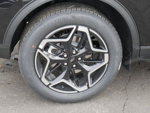 New 2026 Ford Escape Platinum w/ Premium Technology Package image 15