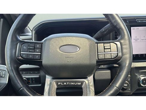 Used 2024 Ford F450 Platinum w/ FX4 Off-Road Package image 17