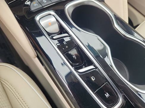 Used 2023 Buick Envision Avenir AWD/4WD image 15