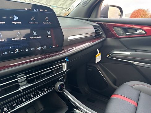 New 2026 Chevrolet Traverse RS w/ LPO, Floor Liner Package image 25