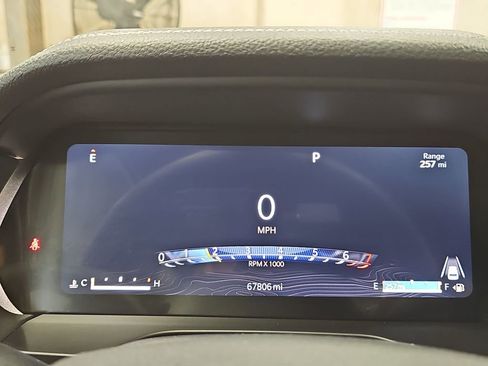 Used 2024 Jeep Grand Cherokee L Limited w/ Luxury Tech Group II image 19