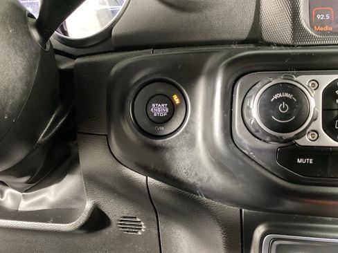 Used 2023 Jeep Wrangler Unlimited Rubicon 4xe w/ Cold Weather Group AWD/4WD image 28