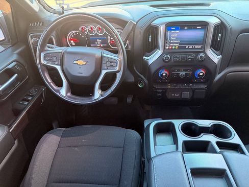 Used 2021 Chevrolet Silverado 1500 LT AWD/4WD image 28