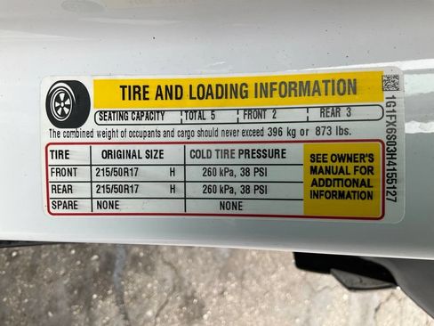 Used 2017 Chevrolet Bolt Premier FWD image 20