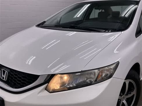 Used 2015 Honda Civic SE image 31