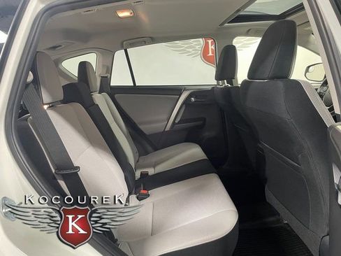 Used 2017 Toyota RAV4 XLE w/ All Weather Liner Package AWD/4WD image 22