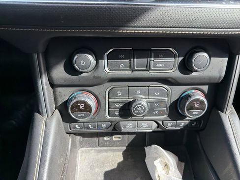 Used 2022 Chevrolet Tahoe Premier image 9