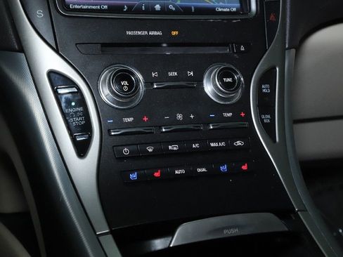 Used 2016 Lincoln MKX Reserve w/ Driver Assistance Package AWD/4WD image 28