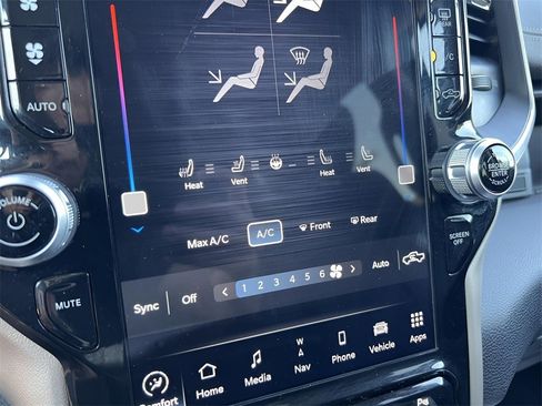 Used 2024 RAM 3500 Laramie image 43