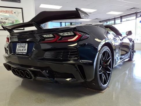 New 2026 Chevrolet Corvette Z06 w/ Z07 Performance Package RWD image 12