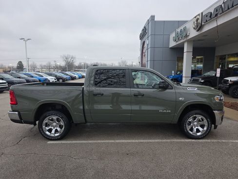 New 2026 RAM 1500 4x4 Crew Cab image 6