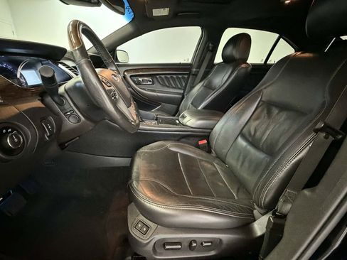 Used 2018 Ford Taurus Limited FWD image 23