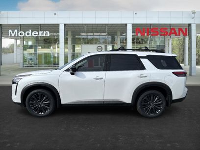 New 2026 Nissan Pathfinder SL