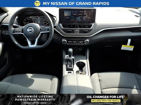 New 2025 Nissan Altima 2.5 SV w/ SV Premium Package image 14