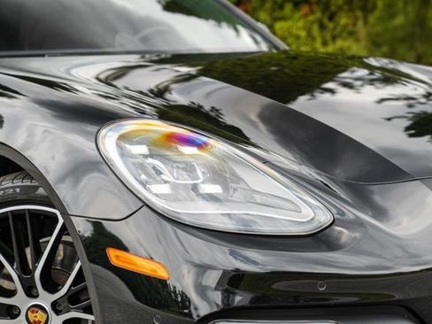Used 2023 Porsche Panamera 4 Platinum Edition AWD/4WD image 8