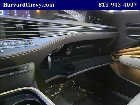 Used 2018 Lexus LS 500 F Sport image 13