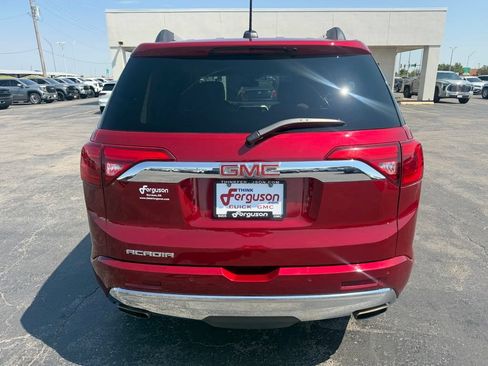 Used 2019 GMC Acadia Denali w/ Technology Package FWD image 12