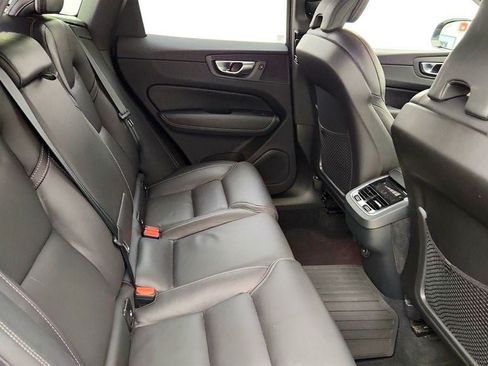 Used 2025 Volvo XC60 B5 Ultra w/ Protection Package Premier AWD/4WD image 38