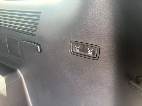 Used 2025 Hyundai Santa Fe SEL FWD image 18