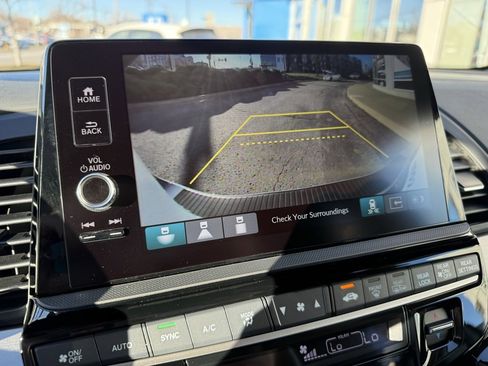 New 2026 Honda Odyssey Touring image 21