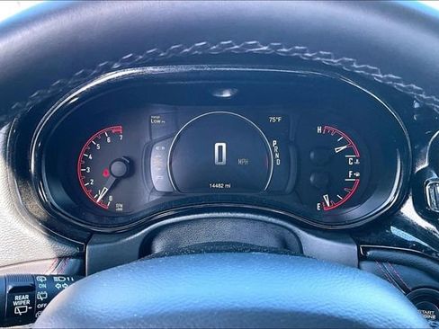 Used 2025 Dodge Durango GT AWD/4WD image 12