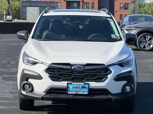 Used 2025 Subaru Crosstrek 2.5i Limited w/ Crosstrek Mirror Package image 3