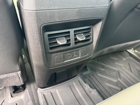 Used 2025 Chevrolet Colorado ZR2 w/ ZR2 Bison Edition image 8