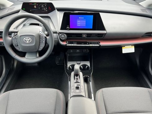New 2026 Toyota Prius Hybrid SE image 4