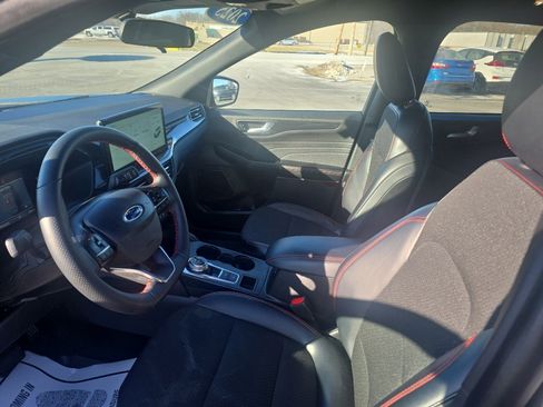 Used 2025 Ford Escape ST-Line w/ Tech Pack #1 image 11