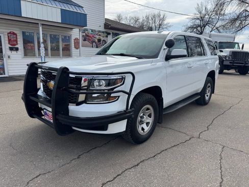 Used 2019 Chevrolet Tahoe 4WD w/ Suspension Package, Off-Road image 2