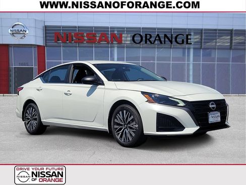 New 2026 Nissan Altima 2.5 SV AWD/4WD image 1
