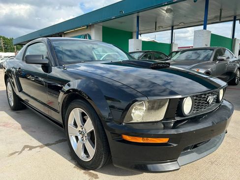 Used 2007 Ford Mustang GT RWD image 7