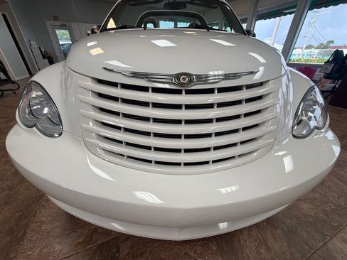 Used 2008 Chrysler PT Cruiser Convertible FWD image 27