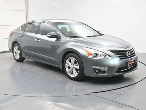 Used 2015 Nissan Altima 2.5 SL w/ Technology Package FWD image 26